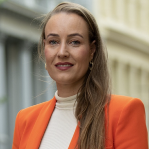 AYLEEN CHARLOTTE Fraud Victim Turned Fraud Hero