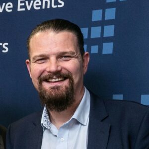 IAIN JOHNSTON Managing Director UK & Europe Blackwired